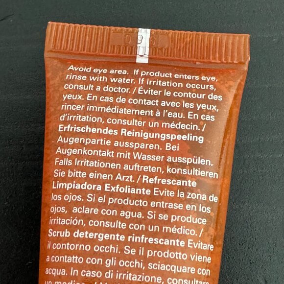 Two (2) Origins GinZing Refreshing Scrub Cleansers - Picture 12 of 15